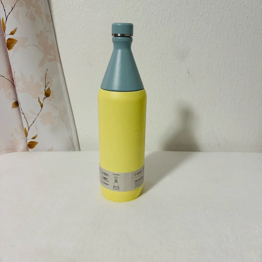 Stanley All Day Slim Bottle 34oz Twist on Lid Travel/Gym Insulated BPA Pomelo - Picture 4 of 9